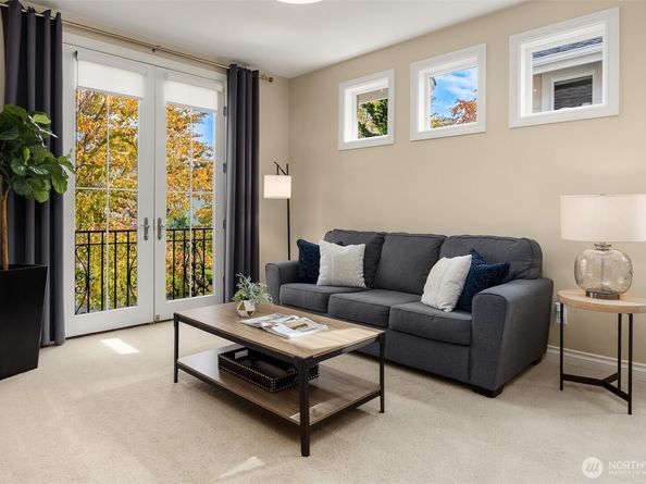 1839 12th Avenue NE, Issaquah WA 98029