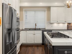 1839 12th Avenue NE, Issaquah WA 98029