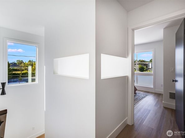 6356 47th Avenue S, Seattle WA 98118