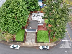 8801 NE 140th Place, Kirkland WA 98034