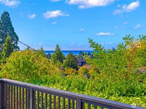 4507 45th Avenue SW, Seattle WA 98116