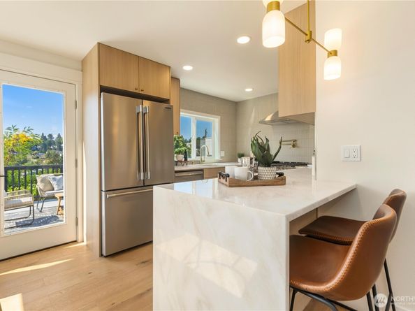 4507 45th Avenue SW, Seattle WA 98116