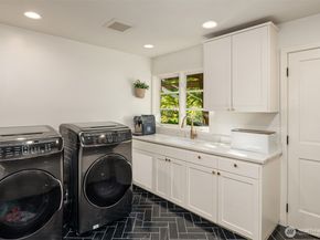 7112 204th Drive NE, Redmond WA 98053