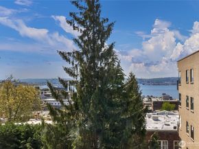 215 W Kinnear Place, Seattle WA 98119