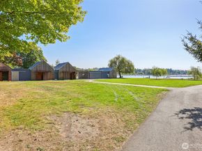 12044 96th Avenue NE 213, Kirkland WA 98034