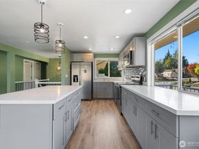 18809 65th Place W, Lynnwood WA 98036