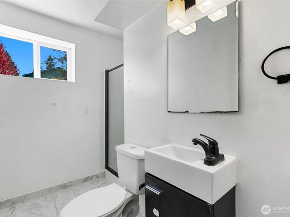 18809 65th Place W, Lynnwood WA 98036