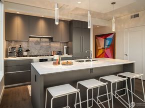 2510 6th Avenue 2108, Seattle WA 98121
