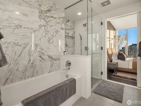2510 6th Avenue 2108, Seattle WA 98121