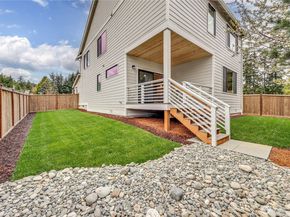8702 Schoolway Place NW, Silverdale WA 98383