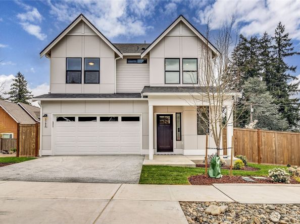 8702 Schoolway Place NW, Silverdale WA 98383