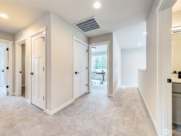 8702 Schoolway Place NW, Silverdale WA 98383