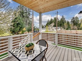 8702 Schoolway Place NW, Silverdale WA 98383