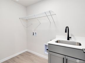 8702 Schoolway Place NW, Silverdale WA 98383