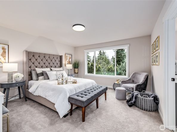 8702 Schoolway Place NW, Silverdale WA 98383