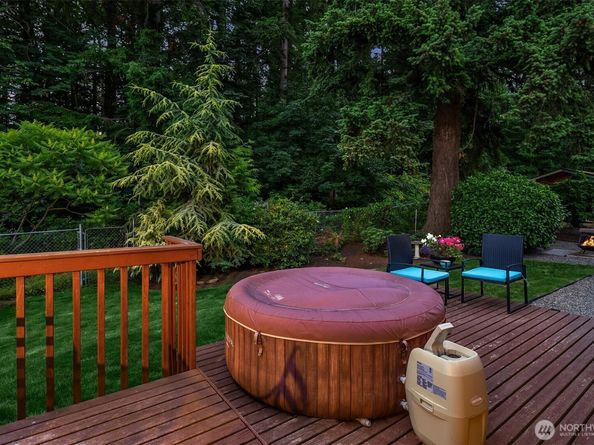 23318 3rd Place W, Bothell WA 98021