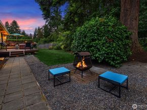 23318 3rd Place W, Bothell WA 98021