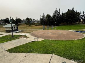 2905 11th Street A & B, Everett WA 98201