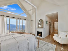 15638 Point Monroe Drive NE, Bainbridge Island WA 98110