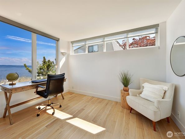 15638 Point Monroe Drive NE, Bainbridge Island WA 98110