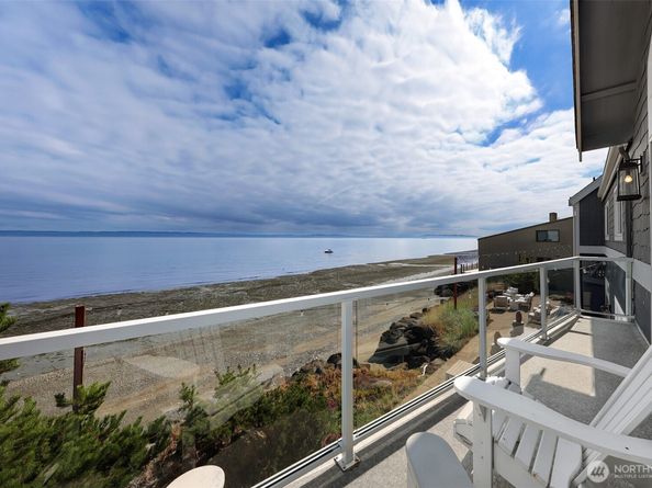 15638 Point Monroe Drive NE, Bainbridge Island WA 98110