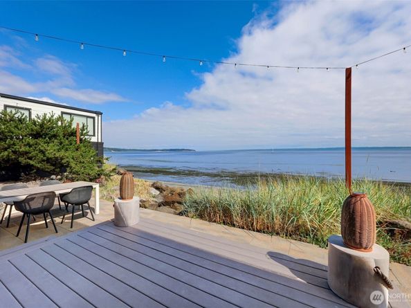 15638 Point Monroe Drive NE, Bainbridge Island WA 98110
