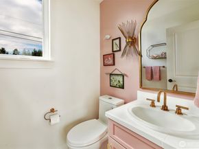 15638 Point Monroe Drive NE, Bainbridge Island WA 98110