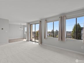 10106 Greenwood Avenue N 203, Seattle WA 98133