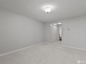 10106 Greenwood Avenue N 203, Seattle WA 98133