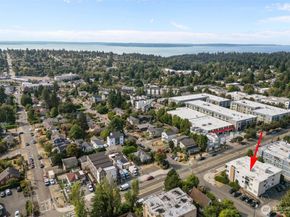10106 Greenwood Avenue N 203, Seattle WA 98133