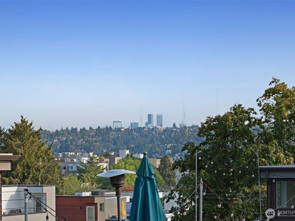 2045 A NW 63rd Street, Seattle WA 98107