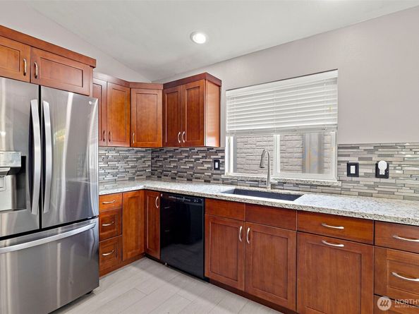 12102 NE 107th Street, Kirkland WA 98033