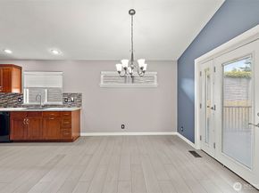 12102 NE 107th Street, Kirkland WA 98033