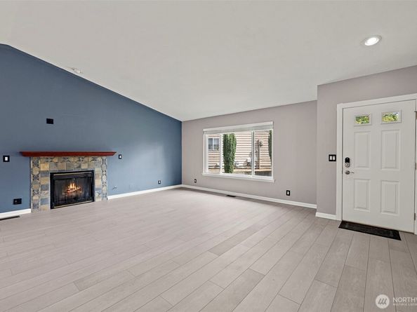 12102 NE 107th Street, Kirkland WA 98033