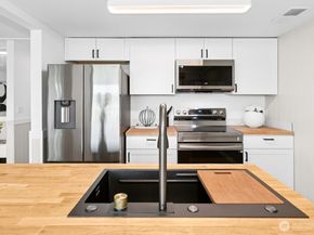 16925 Inglewood Road NE B305, Kenmore WA 98028