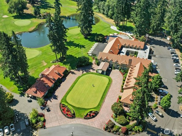 16925 Inglewood Road NE B305, Kenmore WA 98028