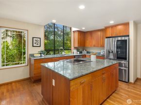 14002 205th Avenue NE, Woodinville WA 98077