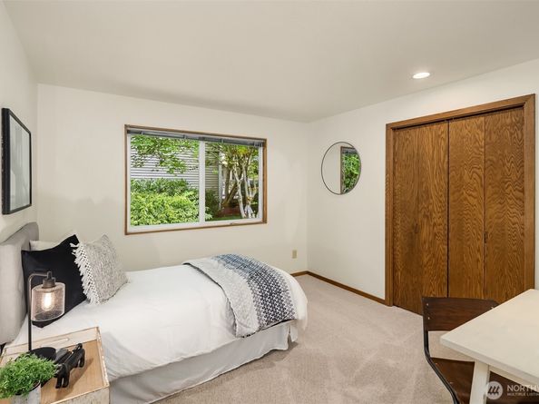 14002 205th Avenue NE, Woodinville WA 98077