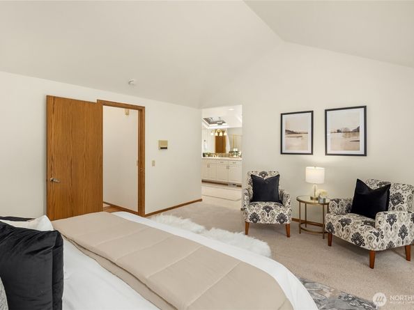 14002 205th Avenue NE, Woodinville WA 98077