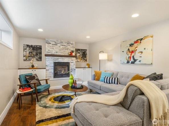 8254 Bagley Avenue N, Seattle WA 98103