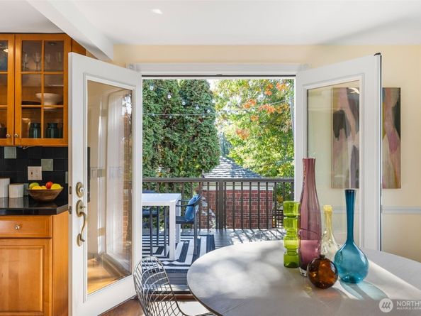 8254 Bagley Avenue N, Seattle WA 98103