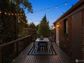 8254 Bagley Avenue N, Seattle WA 98103