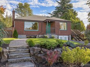 8254 Bagley Avenue N, Seattle WA 98103