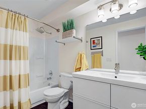 2250 NW 58th Street 302, Seattle WA 98107