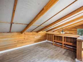 4420 Bluff Lane NE, Bainbridge Island WA 98110
