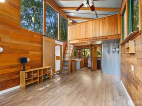 4420 Bluff Lane NE, Bainbridge Island WA 98110