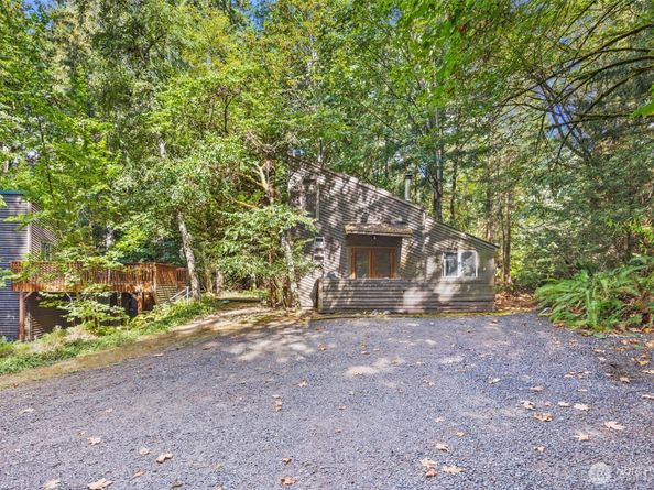 4420 Bluff Lane NE, Bainbridge Island WA 98110