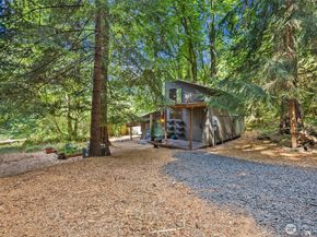4420 Bluff Lane NE, Bainbridge Island WA 98110