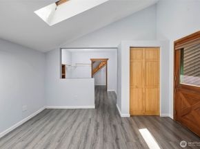 4420 Bluff Lane NE, Bainbridge Island WA 98110
