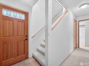 706 N 92nd Street, Seattle WA 98103